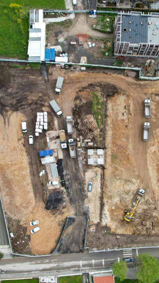 Início da construção do Edifício A na Rua Dr. Belarmino Pereira